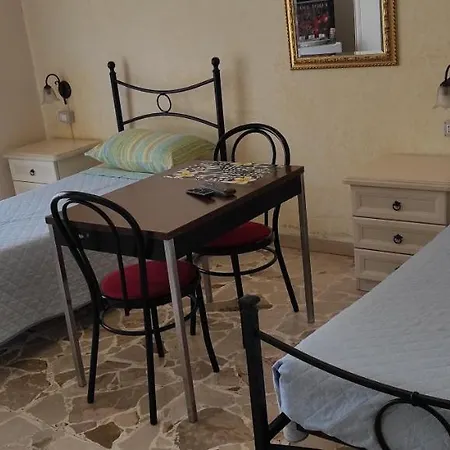 Albachiara فندق مبيت وإفطار