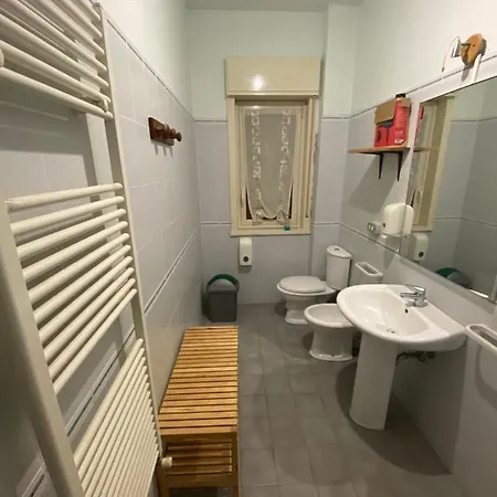Albachiara לינה וארוחת בוקר פדארה